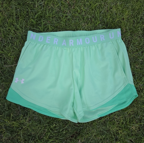 NWOT Under Armour Women's Lime Green Athletic Shorts Size S - Picture 5 of 5